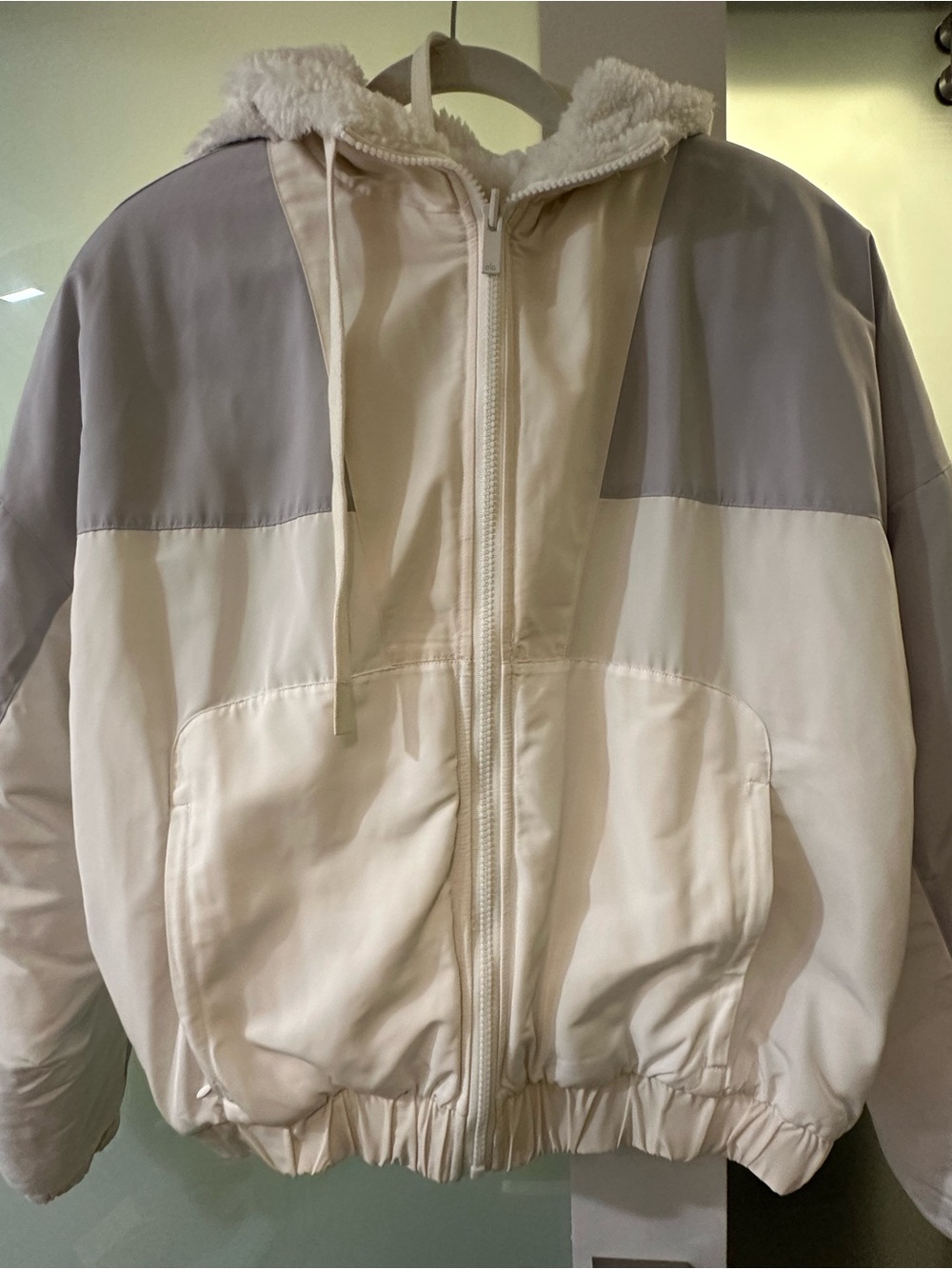 ALO Yoga Cream and Light Gray Hooded Puffer Jacket